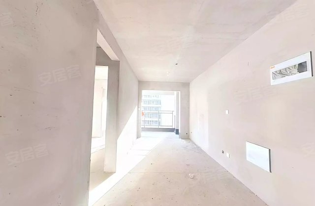 常绿北宸上苑3室2厅105㎡56.8万二手房图片