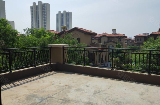 邹城碧桂园(别墅)5室3厅3卫265㎡南北310万