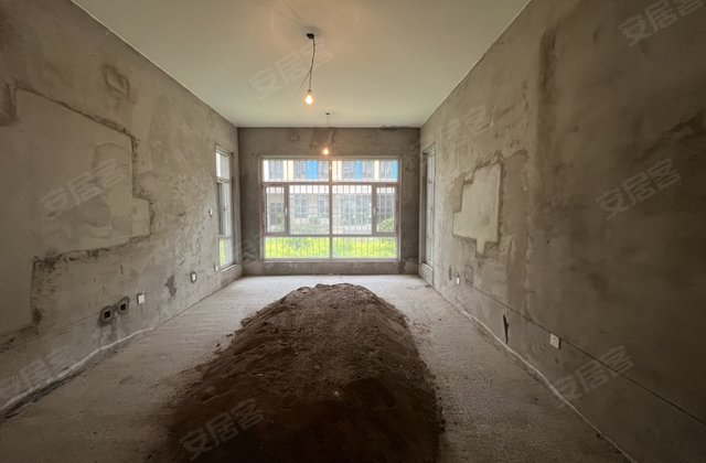 蓝山公馆3室2厅135㎡46.5万二手房图片