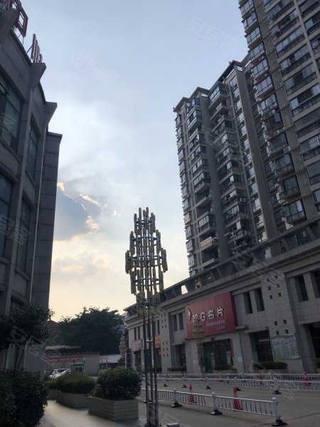 港逸豪庭南区,广场北路588号-景德镇港逸豪庭南区二手房,租房,房价