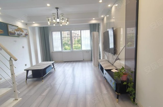 聚龙名苑5室2厅199㎡99.9万二手房图片