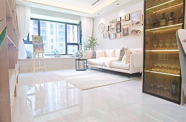 侨城水岸3室2厅95㎡48.8万二手房图片