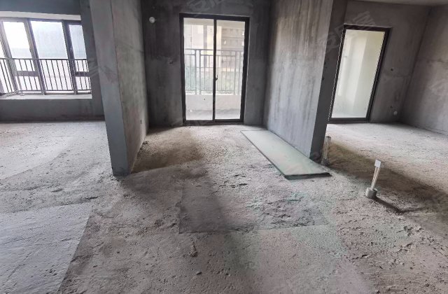 奥园翡翠岚都(B区)4室2厅127.41㎡156万二手房图片