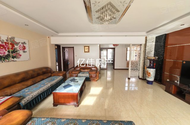 金域名都3室2厅136㎡68.8万二手房图片