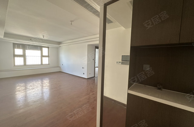 美的悦江府3室2厅123㎡152.8万二手房图片