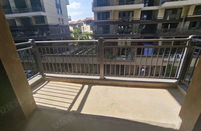 临岸三千城千溪园3室2厅89㎡36.6万二手房图片