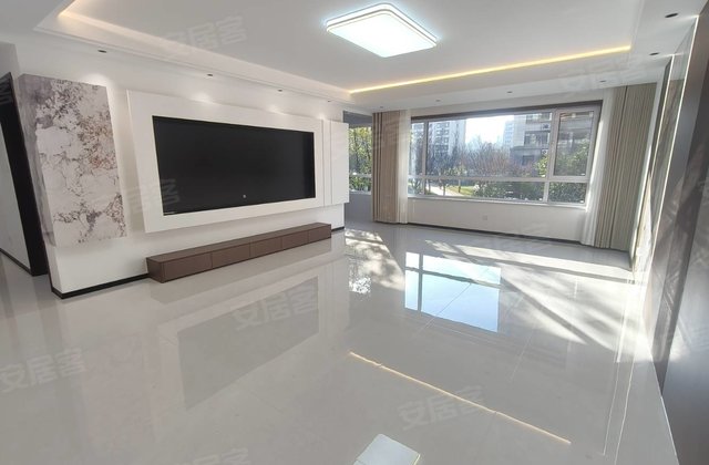 贵和府4室2厅180㎡125万二手房图片