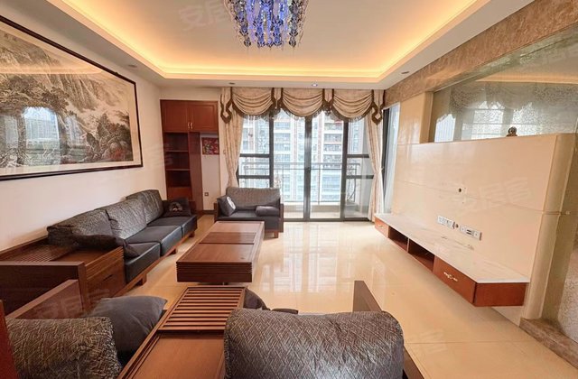 金域中央5室2厅148.85㎡280万二手房图片