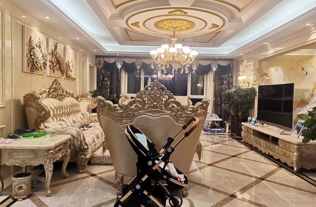 中兴帝景苑4室2厅196㎡190万二手房图片