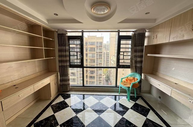 坤尚金沙湾3室2厅125㎡56.8万二手房图片