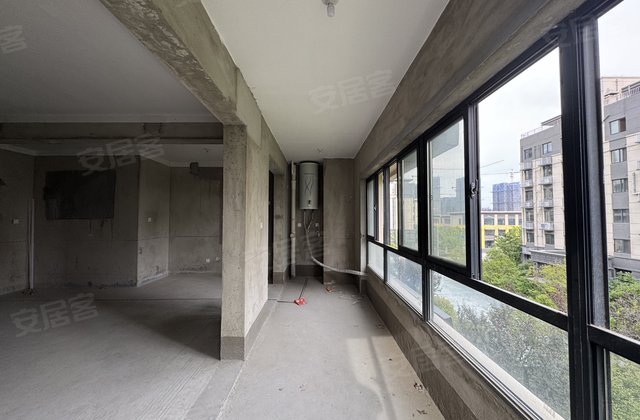 中铁南山名邸4室2厅128㎡80万二手房图片