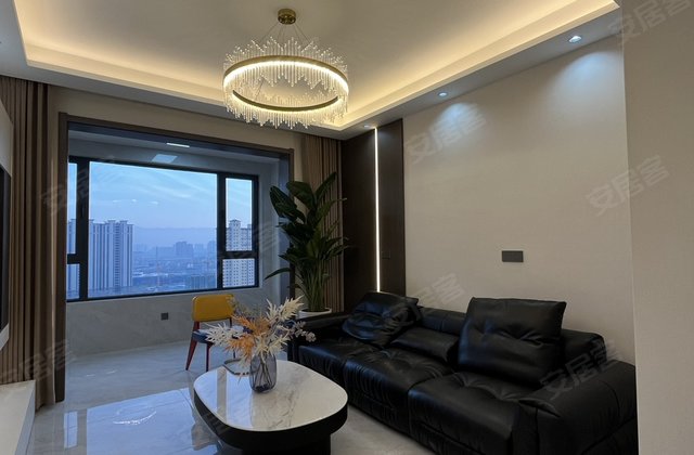 翰林学府3室2厅106㎡55.8万二手房图片