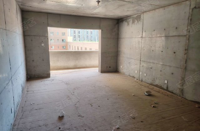 绿洲雅苑3室2厅145㎡45.8万二手房图片