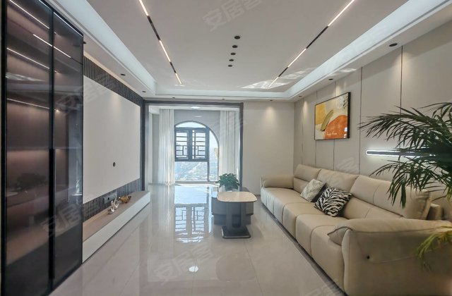 名门3室2厅123㎡69万二手房图片