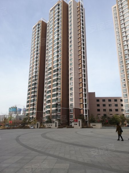 枫林逸景龙湖园