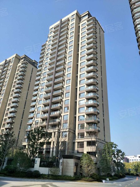 陆家嘴锦绣前城