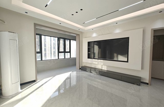 济津华庭3室2厅135㎡93万二手房图片