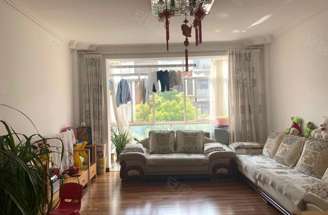 滇池卫城蓝湾3室2厅96.8㎡152万二手房图片