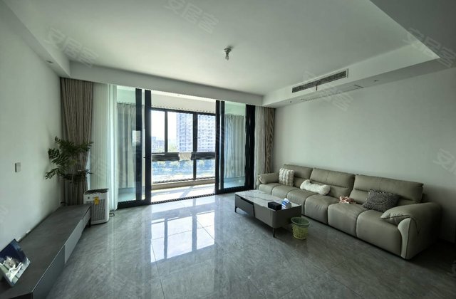 宝业大坂绿园4室2厅143㎡345万二手房图片