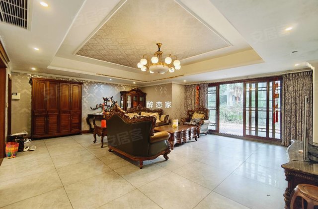 天立水晶城3室2厅138㎡64.8万二手房图片