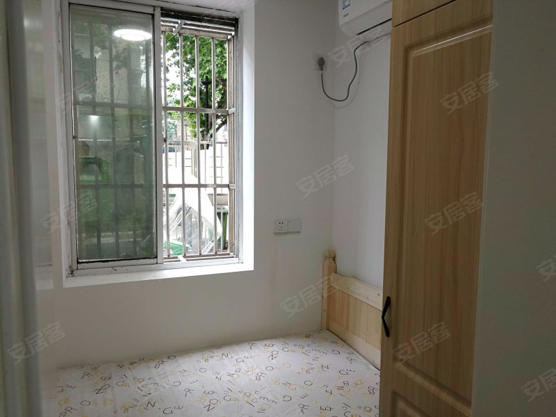 邮电路1-8号小区2室1厅1卫