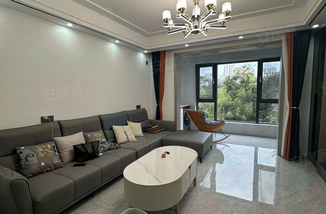 德信珑玺台4室2厅143.58㎡129.8万二手房图片