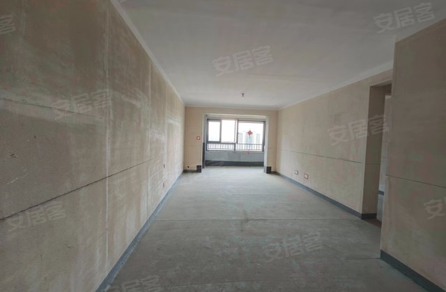 建发誉璟湾4室2厅142㎡102万二手房图片