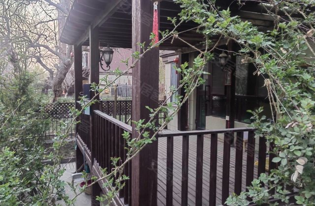 莱茵湖畔3室2厅116㎡80万二手房图片
