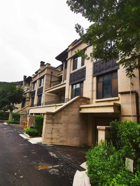 绿地国际城(别墅)5室3厅3卫