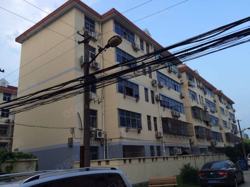 前哨路231弄小区 