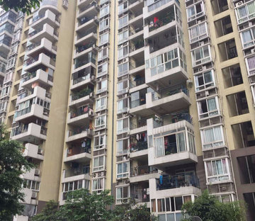 双卫 出门轻轨,美堤雅城(b区)二手房,85万,3室2厅,2卫,120平米-重庆