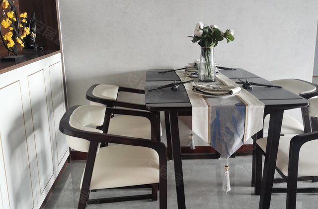 钢城公馆3室2厅143㎡70万二手房图片