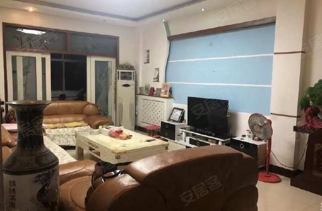 尹溪南区3室2厅159㎡48.8万二手房图片