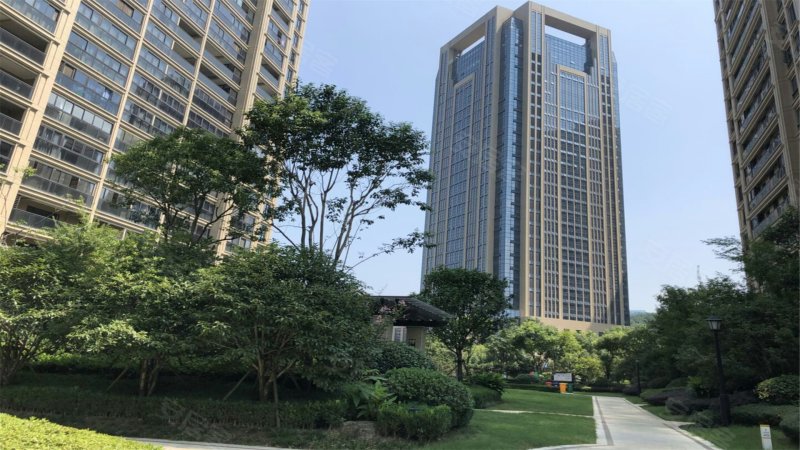 美伦美郡(公寓住宅)