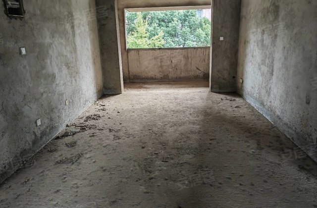 龙腾首府3室2厅122.84㎡36.8万二手房图片