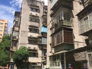 湖滨新村~步梯3房,3.1.0万,满五,急卖