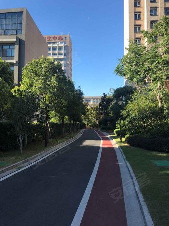 苏州二手房 张家港二手房 杨舍二手房 朗诗国泰城 