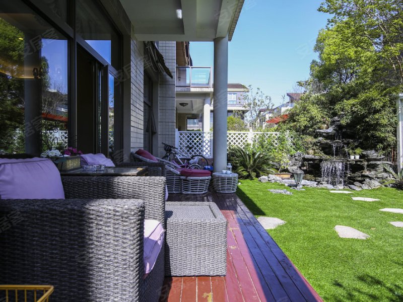 汤臣湖庭花园(一期)