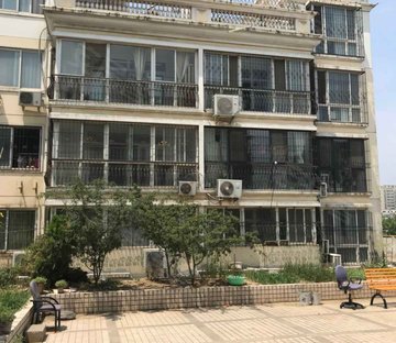 建业城市花园 小高层电梯房 南北通透 中央位置近地铁