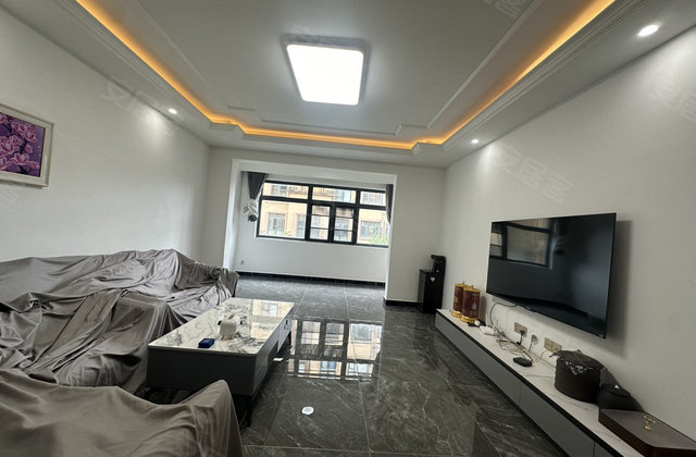 万和华府3室2厅143㎡79.8万二手房图片