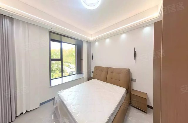 建业迎宾上院南院3室2厅141.89㎡83万二手房图片