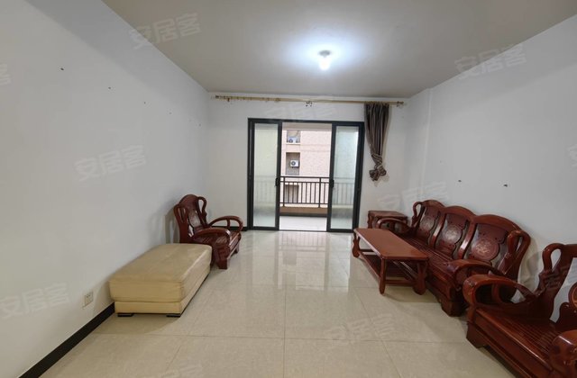 南江名郡4室2厅144㎡88万二手房图片