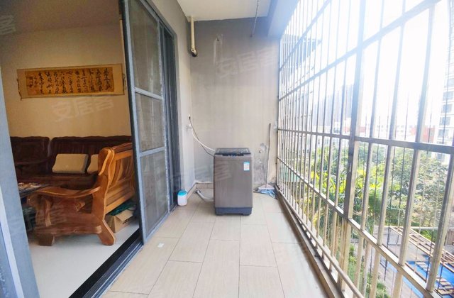 锦地翰城(一期)3室2厅94.89㎡108万二手房图片