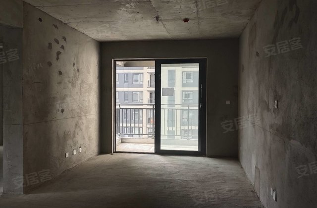 新天汉时代滨江3室2厅110㎡82万二手房图片