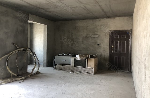 钰龙公馆3室2厅135㎡78万二手房图片