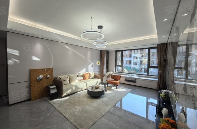 众成凯悦华著3室2厅140㎡112万二手房图片