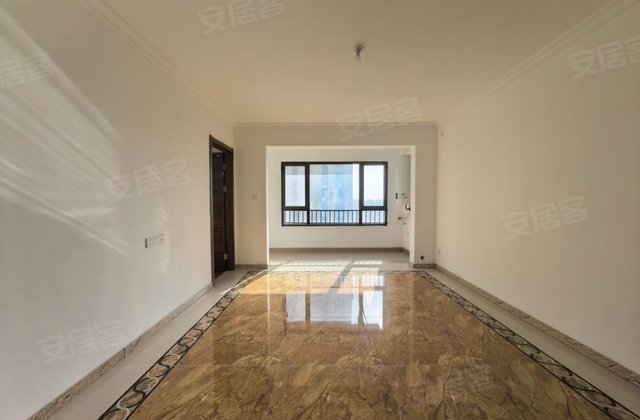 碧桂园泉都汇3室2厅125㎡50万二手房图片