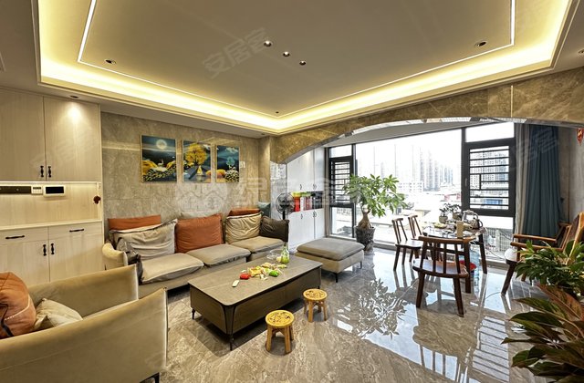 建发津湖印4室2厅131.13㎡116万二手房图片
