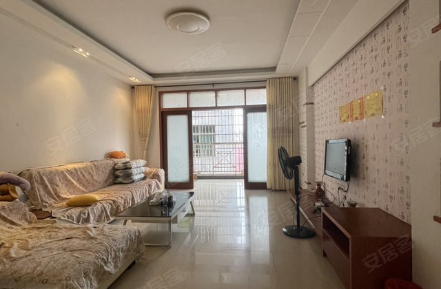 金鼎花园西区3室2厅137㎡53万二手房图片