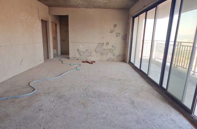 永泰尊府4室2厅118.44㎡57.8万二手房图片